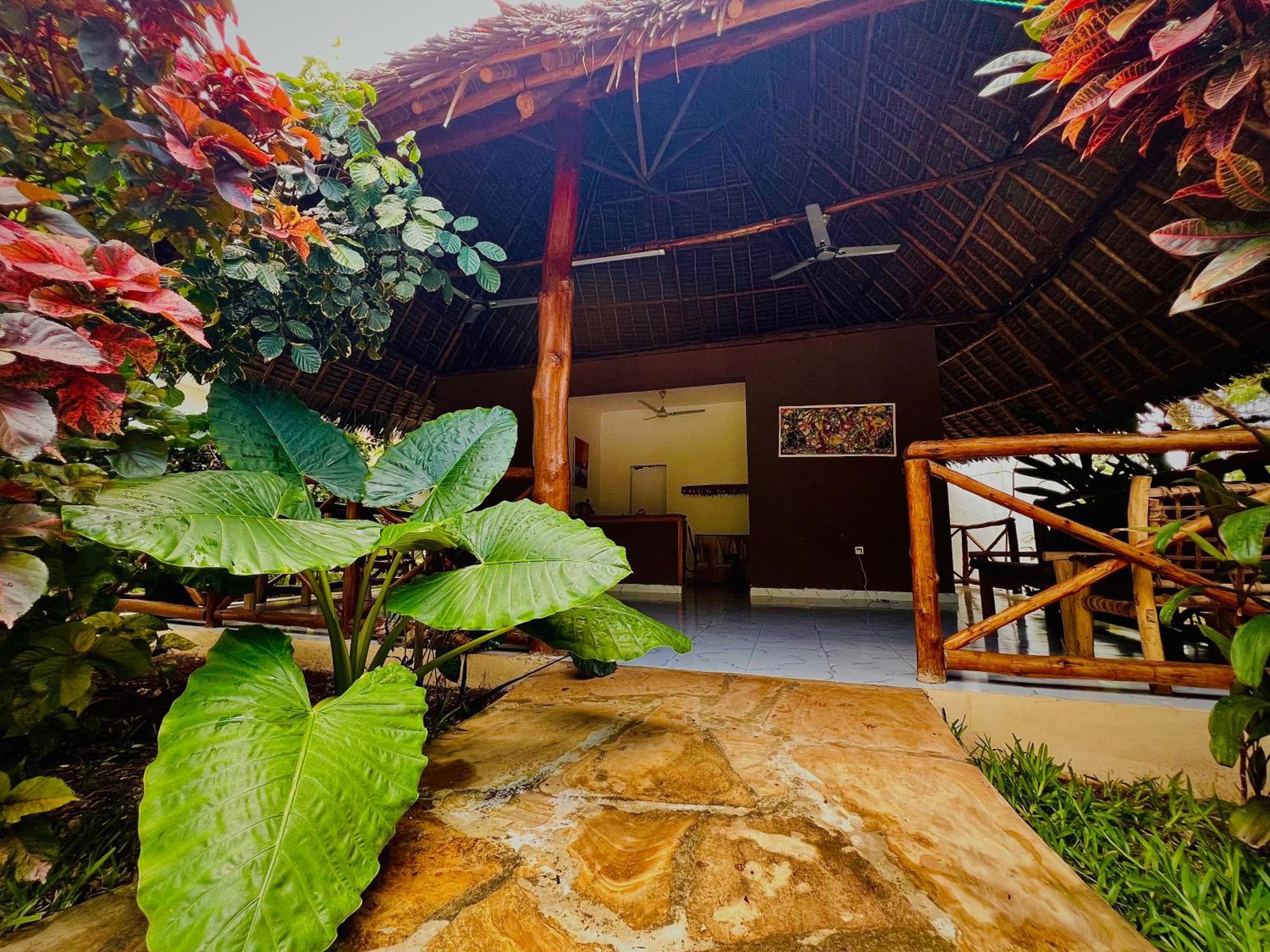 Hotel Tropical Nungwi Extérieur photo